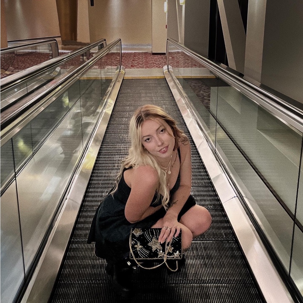 Meet your Posher, Erin